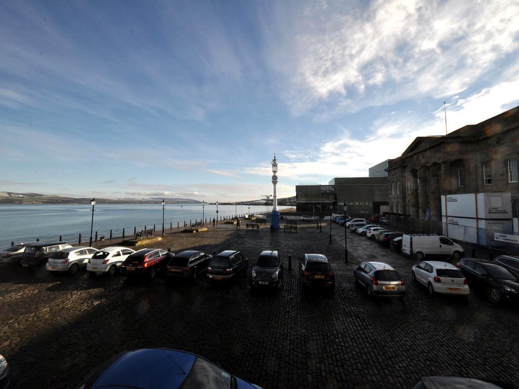 The Waterfront Hostel Greenock Exterior photo