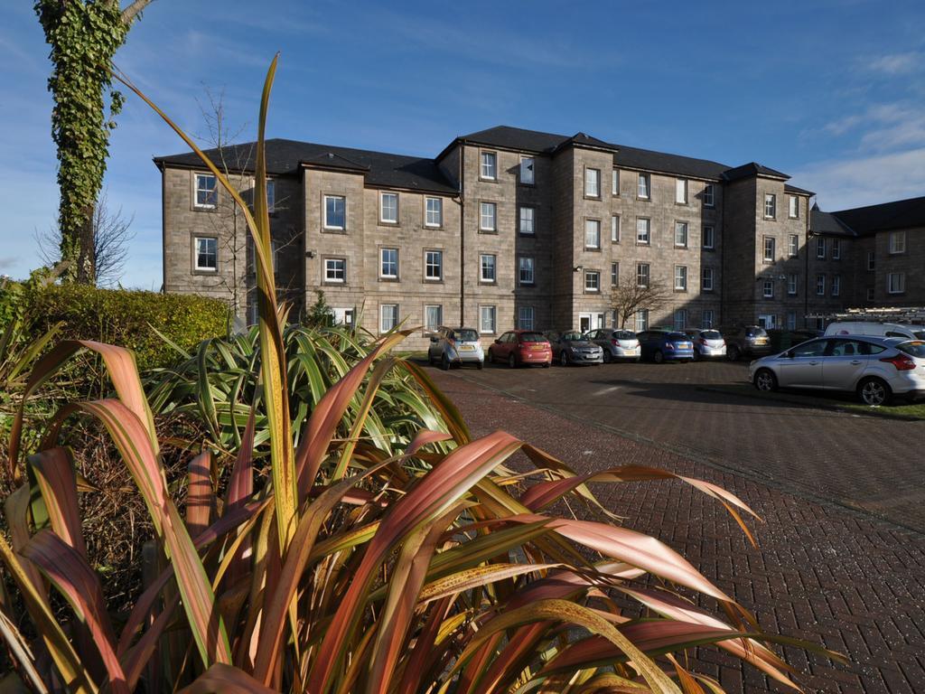 The Waterfront Hostel Greenock Exterior photo